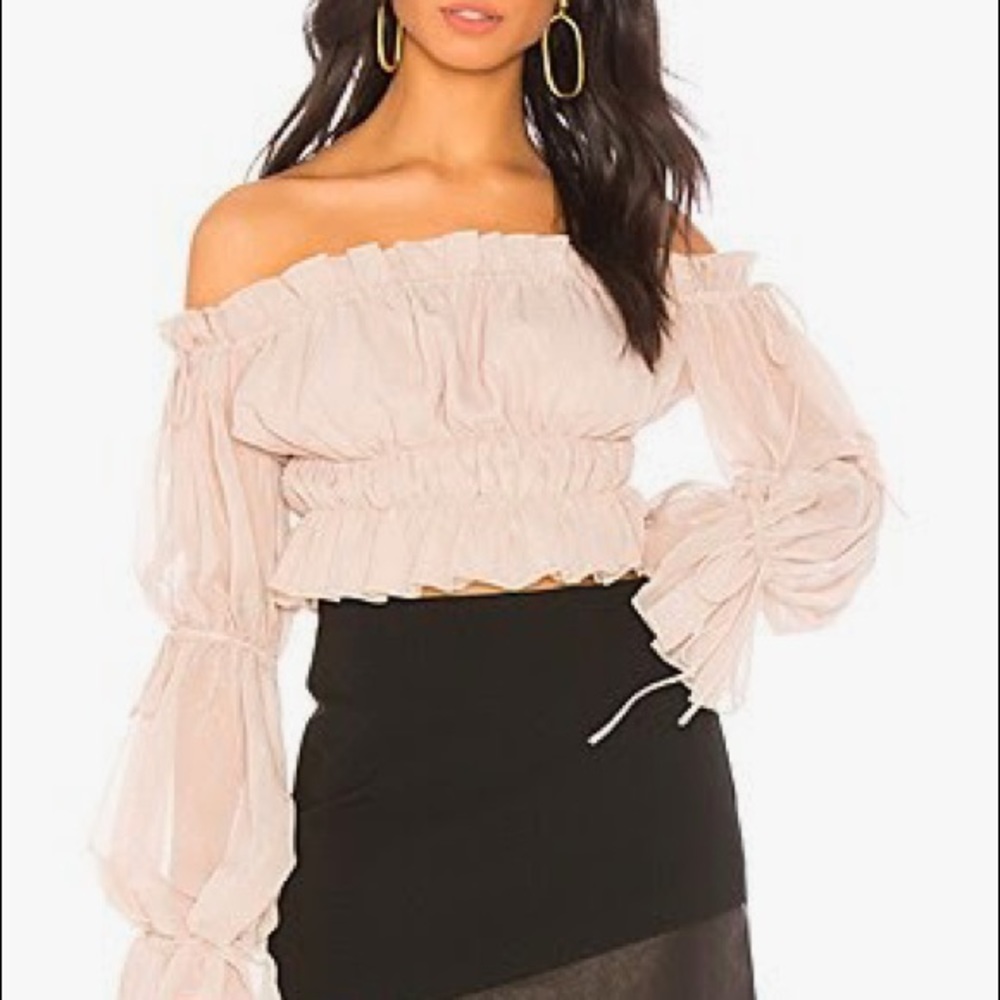Chrissy Teigen X REVOLVE SANDS TOP IN WHITE SAND